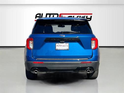 2022 Ford Explorer ST-Line