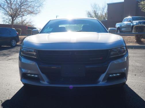 Photo 2 of 29 of 2017 Dodge Charger R/T