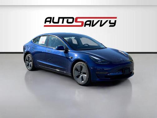 2022 Tesla Model 3 Standard Range