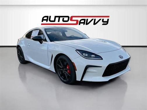 2025 Toyota GR86 Premium