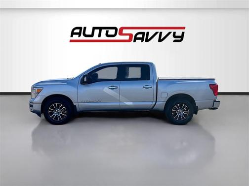 2020 Nissan Titan SV