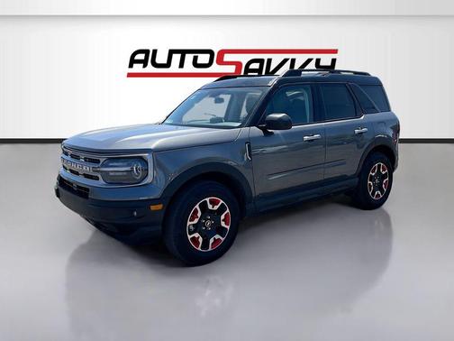 CARBONIZED GRAY METALLIC 2024 Ford Bronco Sport Free Wheeling