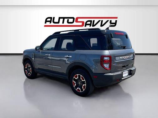 CARBONIZED GRAY METALLIC 2024 Ford Bronco Sport Free Wheeling