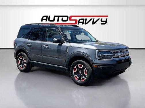 CARBONIZED GRAY METALLIC 2024 Ford Bronco Sport Free Wheeling