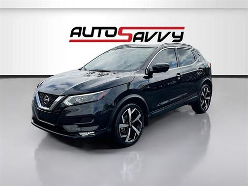 2022 Nissan Rogue Sport SL