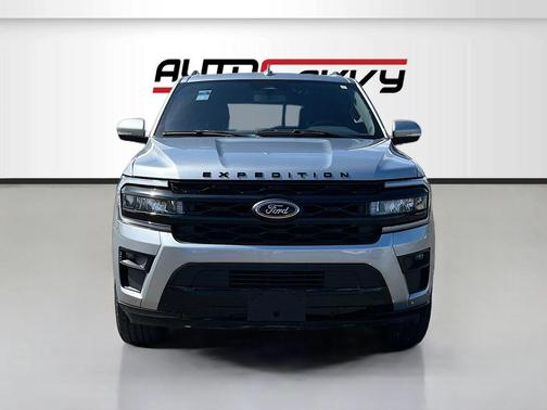 ICONIC SILVER METALLIC 2024 Ford Expedition Limited