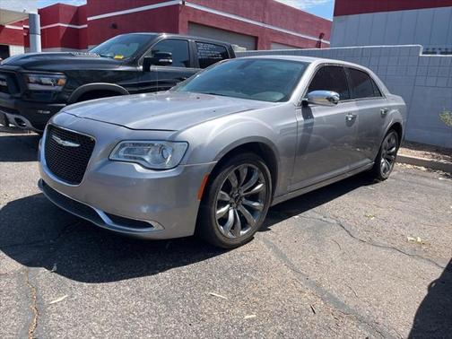 2018 Chrysler 300 Limited