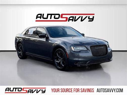2022 Chrysler 300 Touring
