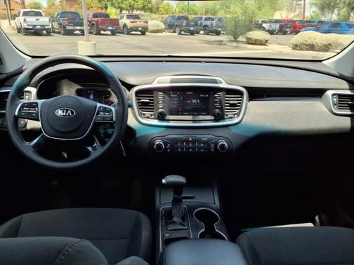 2020 Kia Sorento LX