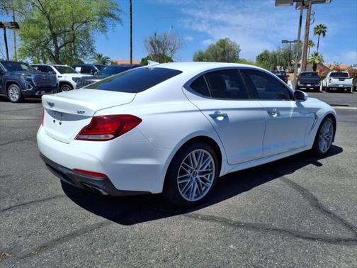 2020 Genesis G70 2.0T RWD