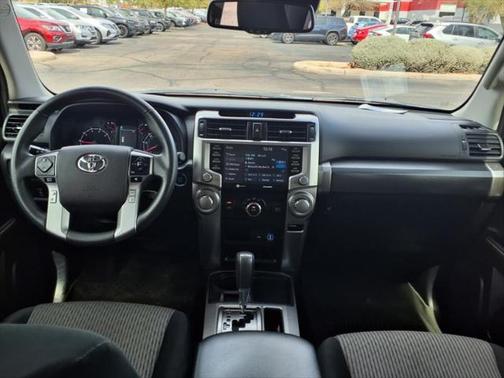 2022 Toyota 4Runner SR5
