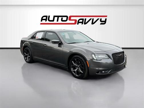 2022 Chrysler 300 S