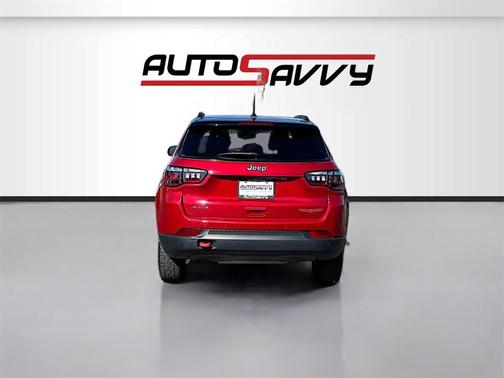 2025 Jeep Compass Trailhawk