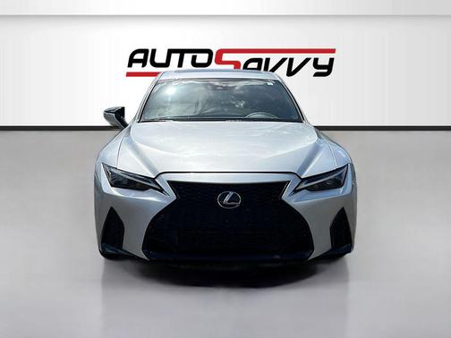 Iridium 2022 Lexus IS 350 Base