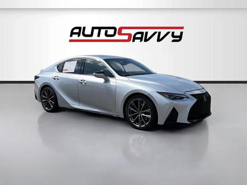 Iridium 2022 Lexus IS 350 Base
