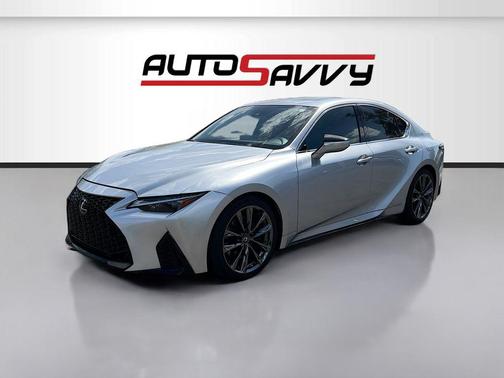 Iridium 2022 Lexus IS 350 Base