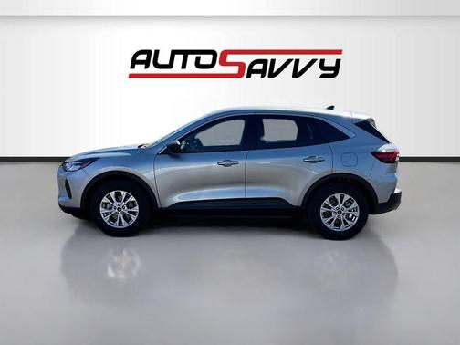ICONIC SILVER METALLIC 2024 Ford Escape Active