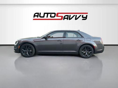 Granite Crystal Metallic Clearcoat 2022 Chrysler 300 S