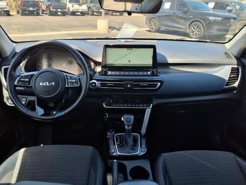 2023 Kia Seltos S