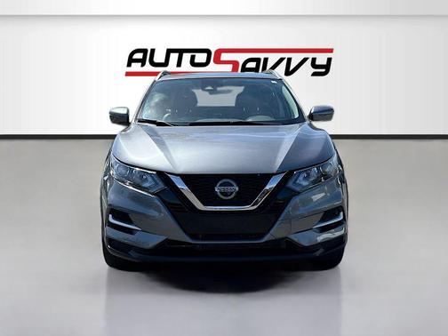 Gun Metallic 2022 Nissan Rogue Sport SL