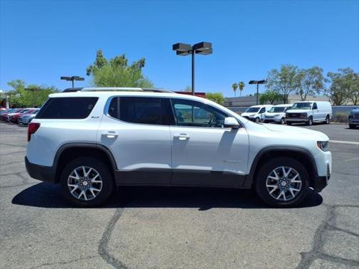 2022 GMC Acadia FWD SLT