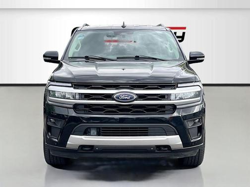AGATE BLACK METALLIC 2023 Ford Expedition XLT