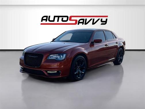 2021 Chrysler 300 Touring