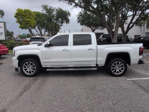 White Frost Tri-Coat 2018 GMC Sierra 1500 Denali