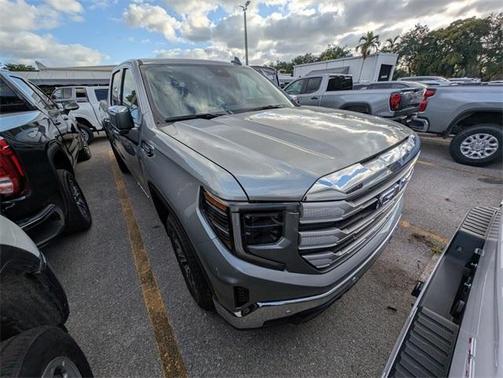 2025 GMC Sierra 1500 SLE