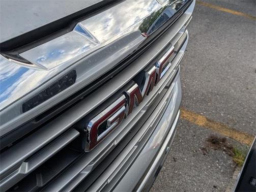 2025 GMC Sierra 1500 SLE