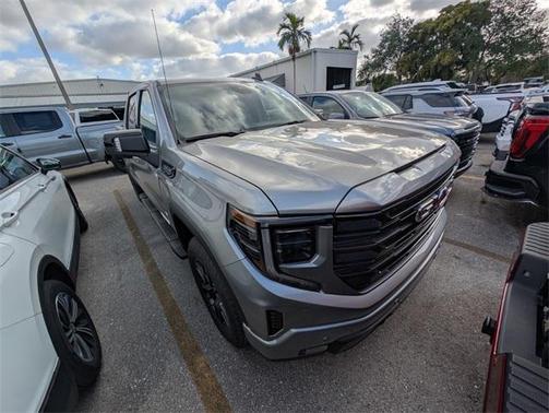 2025 GMC Sierra 1500 Elevation