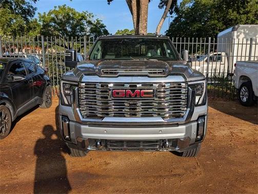 2025 GMC Sierra 2500 Denali