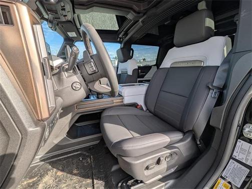 2025 GMC HUMMER EV SUV 2X