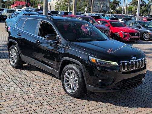 2022 Jeep Cherokee Latitude Lux