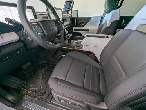 2025 GMC HUMMER EV SUV 2X
