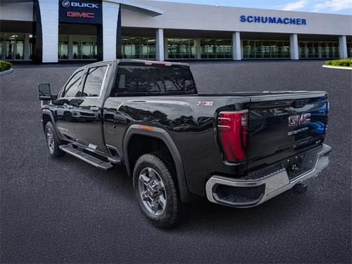2026 GMC Sierra 2500 SLT