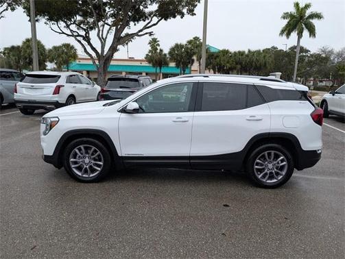 2024 GMC Terrain SLT