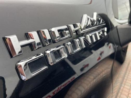 2022 Chevrolet Silverado 1500 Limited High Country