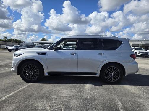 2022 INFINITI QX80 PREMIUM SELECT