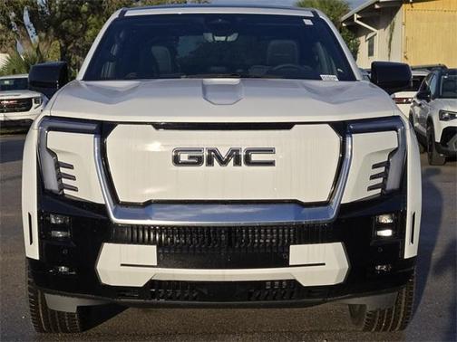 2025 GMC Sierra EV Denali