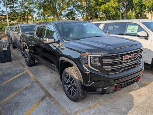 2025 GMC Sierra 1500 AT4