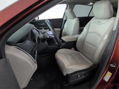 2020 Cadillac XT4 Premium Luxury