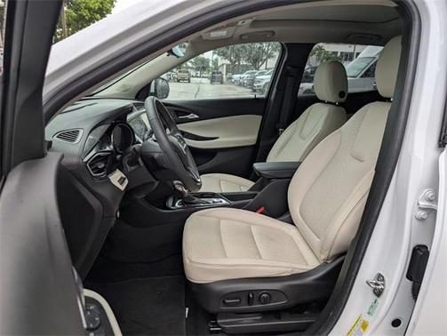 2022 Buick Encore GX Essence