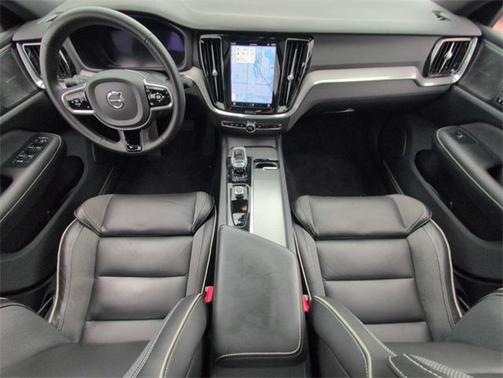 2024 Volvo S60 B5 Plus Black Edition