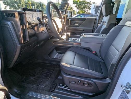 2025 GMC HUMMER EV SUV 2X