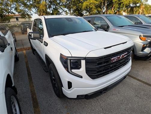 2025 GMC Sierra 1500 Elevation