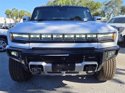 2025 GMC HUMMER EV SUV 2X