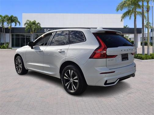2024 Volvo XC60 B5 Core