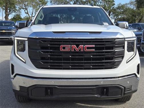 2025 GMC Sierra 1500 Pro