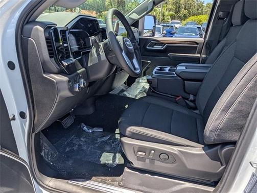 2025 GMC Sierra 2500 SLE